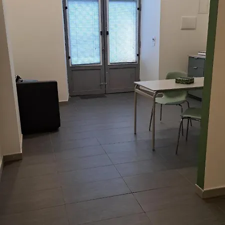 Crociferiholidayhome * Catania